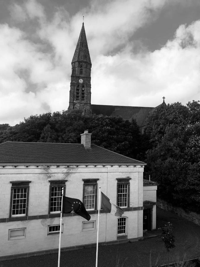 Courthouse View Penthouse 2 Daire Clifden Dış mekan fotoğraf